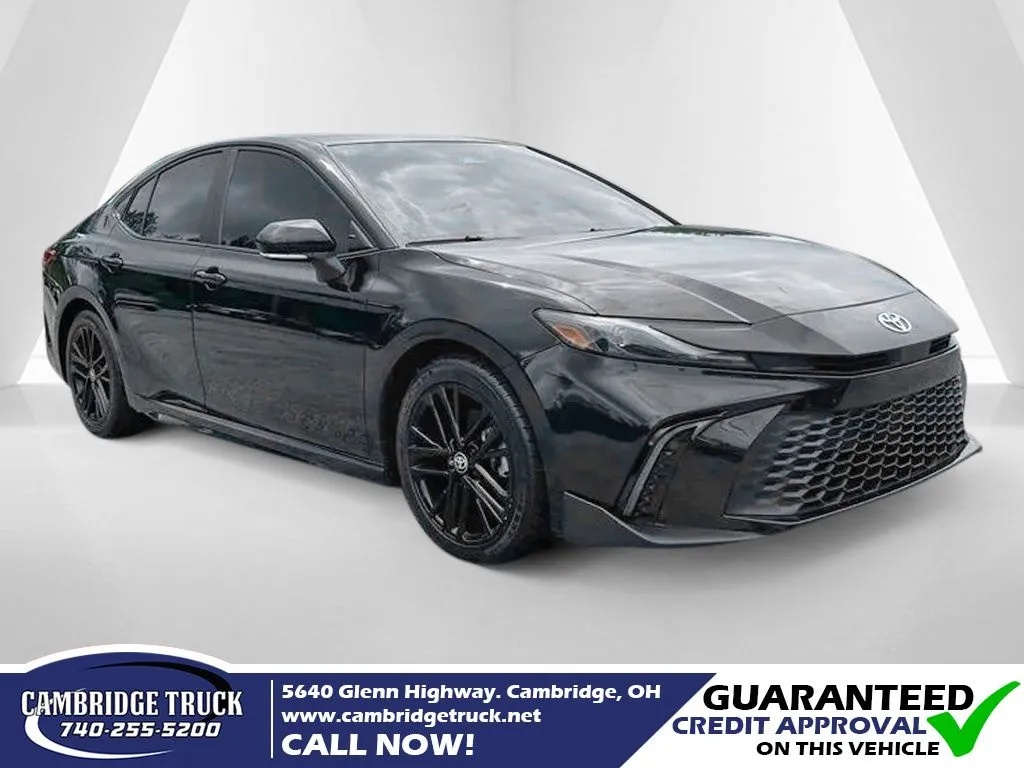 2025 Toyota Camry SE