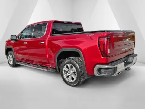 More photos of 2021 GMC Sierra 1500 SLT at Cambridge Truck, OH
