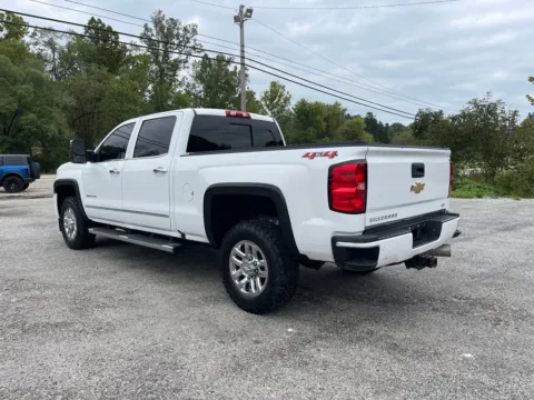 More photos of 2019 Chevrolet Silverado 3500 HD LTZ at Cambridge Truck, OH