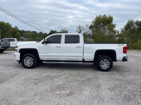 More photos of 2019 Chevrolet Silverado 3500 HD LTZ at Cambridge Truck, OH
