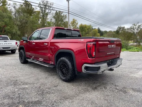 More photos of 2021 GMC Sierra 1500 SLT at Cambridge Truck, OH