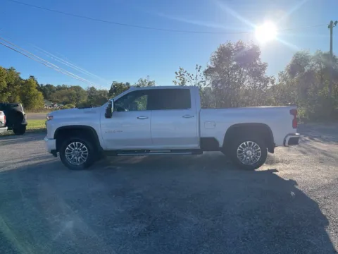 More photos of 2020 Chevrolet Silverado 2500 HD High Country at Cambridge Truck, OH