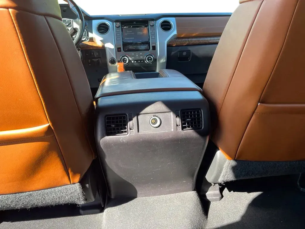 2016 Toyota Tundra Platinum - Photo 18