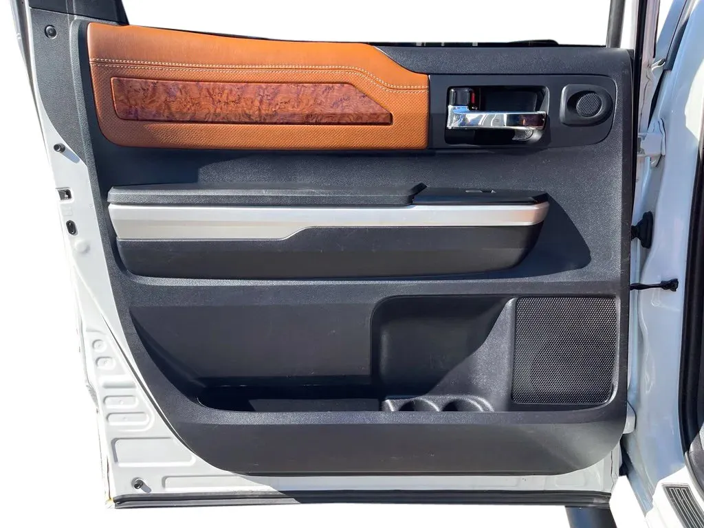 2016 Toyota Tundra Platinum - Photo 16