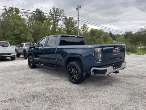 More photos of 2020 GMC Sierra 1500 at Cambridge Truck, OH