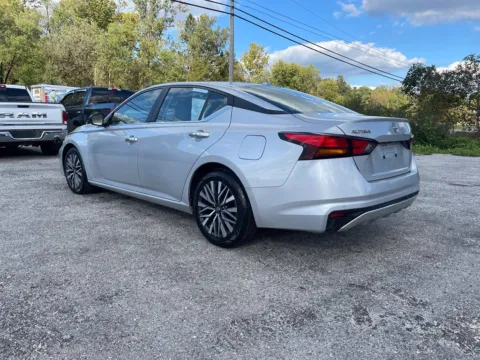 More photos of 2024 Nissan Altima 2.5 SV at Cambridge Truck, OH