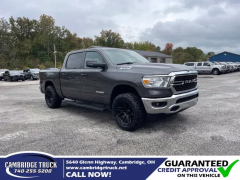 Gray 2024 Ram 1500 Big Horn/Lone Star for sale in Cambridge, OH
