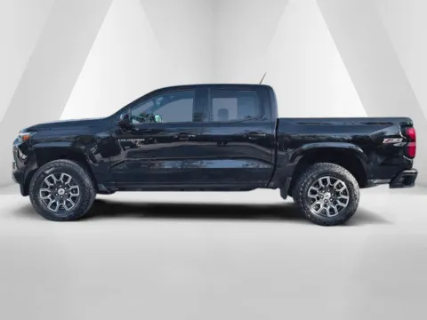 More photos of 2023 Chevrolet Colorado Z71 at Cambridge Truck, OH