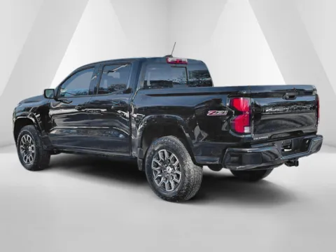 More photos of 2023 Chevrolet Colorado Z71 at Cambridge Truck, OH