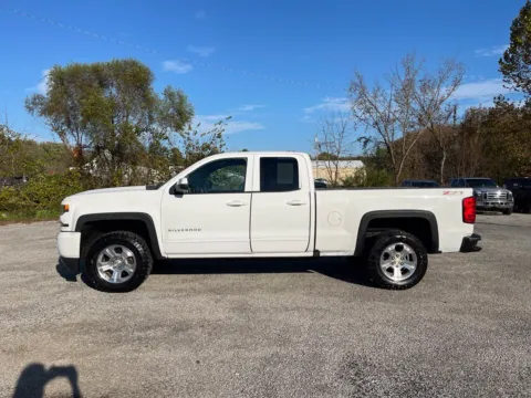 More photos of 2017 Chevrolet Silverado 1500 LT at Cambridge Truck, OH