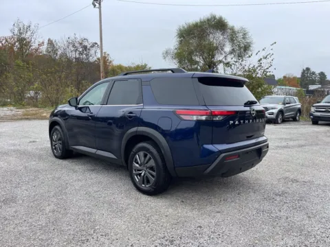 More photos of 2024 Nissan Pathfinder SV at Cambridge Truck, OH
