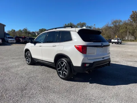 More photos of 2023 Honda Passport Elite at Cambridge Truck, OH