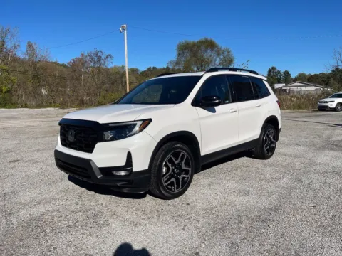 Another view of 2023 Honda Passport Elite for sale in Cambridge, OH at Cambridge Truck