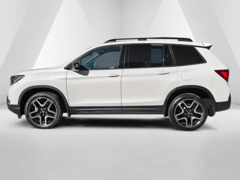 More photos of 2023 Honda Passport Elite at Cambridge Truck, OH