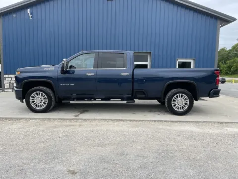 More photos of 2021 Chevrolet Silverado 1500 WT at Cambridge Truck, OH
