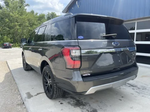 More photos of 2019 Ford Expedition Limited at Cambridge Truck, OH