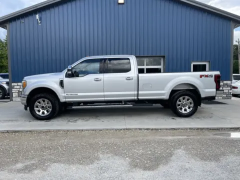 More photos of 2019 Ford F-250SD Lariat at Cambridge Truck, OH