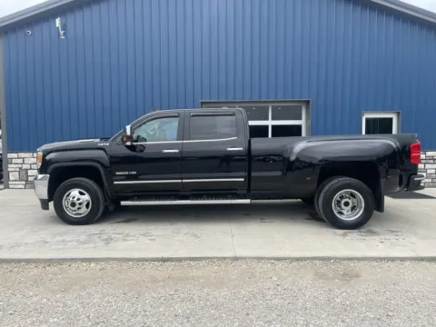 More photos of 2019 GMC Sierra 3500HD SLT at Cambridge Truck, OH
