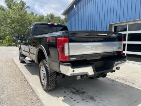 More photos of 2019 Ford F-350SD King Ranch at Cambridge Truck, OH