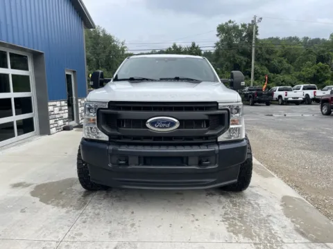 Photos of 2022 Ford F-250SD XL for sale in Cambridge, OH at Cambridge Truck