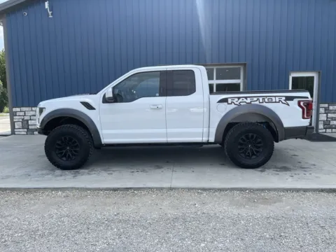 More photos of 2017 Ford F-150 Raptor at Cambridge Truck, OH