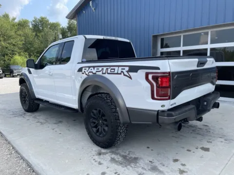 More photos of 2017 Ford F-150 Raptor at Cambridge Truck, OH