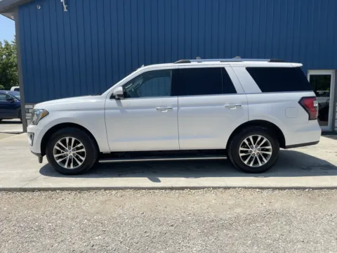 More photos of 2018 Ford Expedition Limited at Cambridge Truck, OH