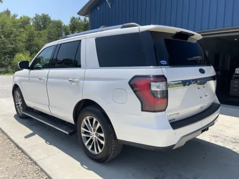 More photos of 2018 Ford Expedition Limited at Cambridge Truck, OH