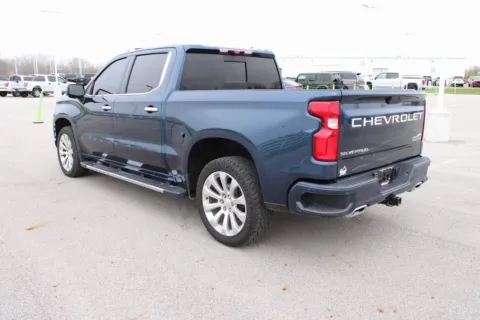 More photos of 2021 Chevrolet Silverado 1500 High Country at Cambridge Truck, OH