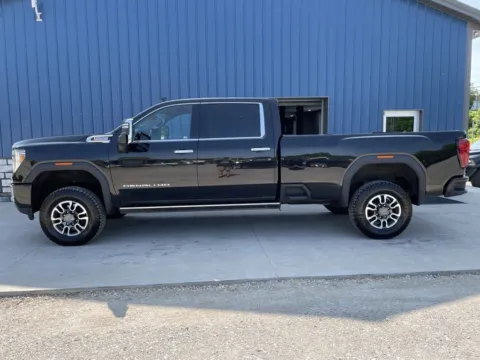 More photos of 2021 GMC Sierra 2500HD Denali at Cambridge Truck, OH