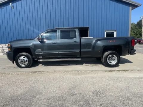 More photos of 2018 Chevrolet Silverado 3500HD High Country at Cambridge Truck, OH