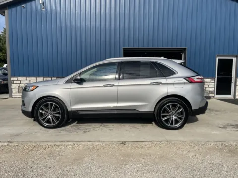 More photos of 2019 Ford Edge Titanium at Cambridge Truck, OH