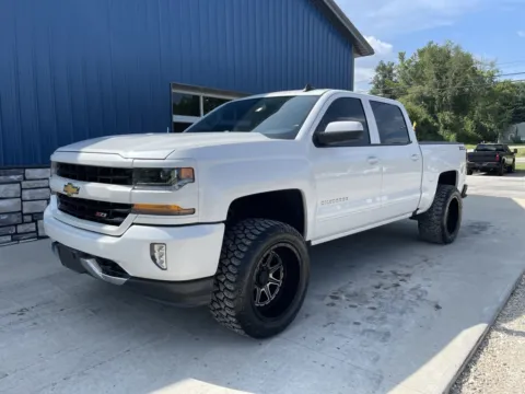Another view of 2018 Chevrolet Silverado 1500 LT for sale in Cambridge, OH at Cambridge Truck