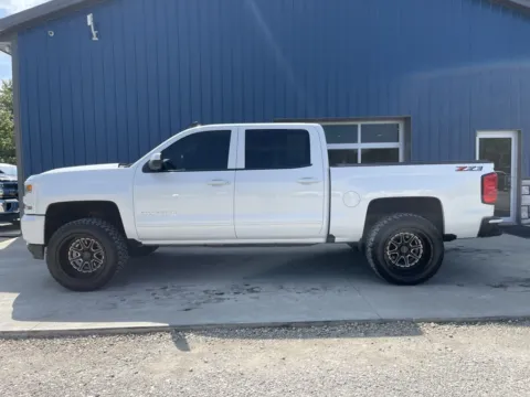 More photos of 2018 Chevrolet Silverado 1500 LT at Cambridge Truck, OH