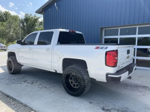 More photos of 2018 Chevrolet Silverado 1500 LT at Cambridge Truck, OH