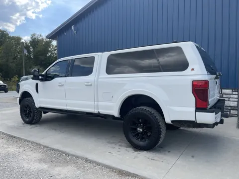 More photos of 2021 Ford F-250SD Lariat at Cambridge Truck, OH