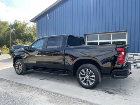 More photos of 2021 Chevrolet Silverado 1500 RST at Cambridge Truck, OH