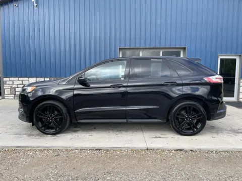 More photos of 2019 Ford Edge ST at Cambridge Truck, OH