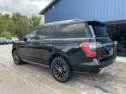 More photos of 2019 Ford Expedition Limited at Cambridge Truck, OH