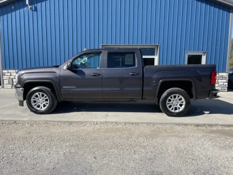 More photos of 2016 GMC Sierra 1500 SLE at Cambridge Truck, OH