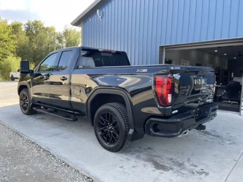 More photos of 2021 GMC Sierra 1500 Elevation at Cambridge Truck, OH