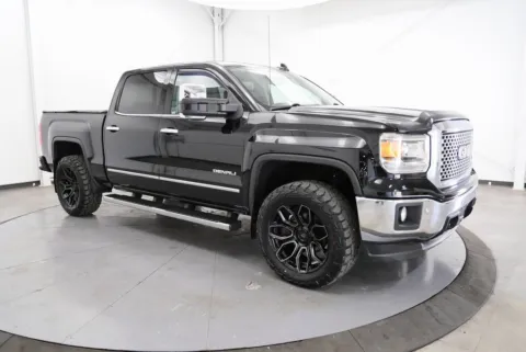 Black 2015 GMC Sierra 1500 Denali for sale in Cambridge, OH