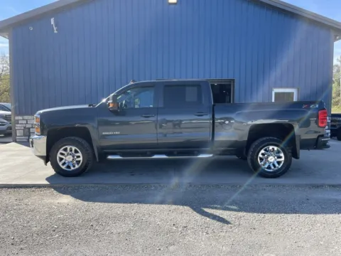 More photos of 2018 Chevrolet Silverado 2500HD LT at Cambridge Truck, OH