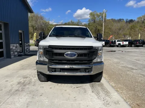 Photos of 2022 Ford F-250SD XL for sale in Cambridge, OH at Cambridge Truck