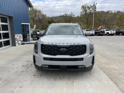 Photos of 2021 Kia Telluride SX for sale in Cambridge, OH at Cambridge Truck