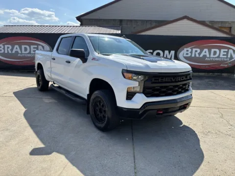 White 2023 Chevrolet Silverado 1500 Custom Trail Boss for sale in Cambridge, OH