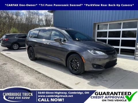 Gray 2020 Chrysler Pacifica Launch Edition for sale in Cambridge, OH