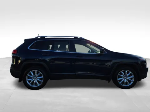 More photos of 2015 Jeep Cherokee Limited at Gregg Young Chevrolet Of Plattsmouth, NE