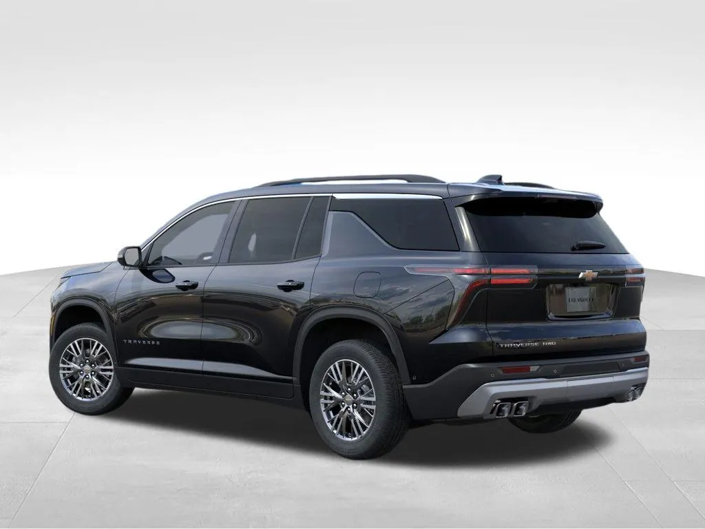 2026 Chevrolet Traverse photo 2