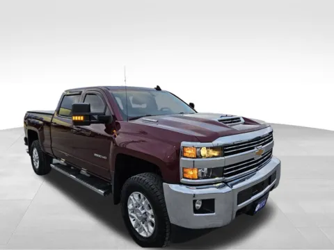 More photos of 2017 Chevrolet Silverado 2500HD LT at Gregg Young Chevrolet Of Plattsmouth, NE